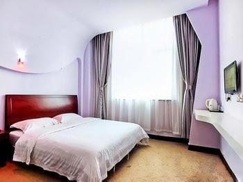 Pianyi Chain Hotel Pechino Esterno foto
